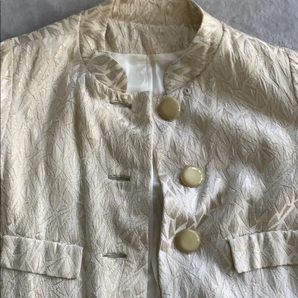 Vintage gold patterned coat - Picture 5 of 6